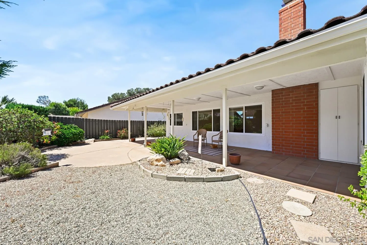 https://cdn.realtyfeed.com/cdn/127/260014302/4db5fbd074d3c63b7dc556b251629298.webp