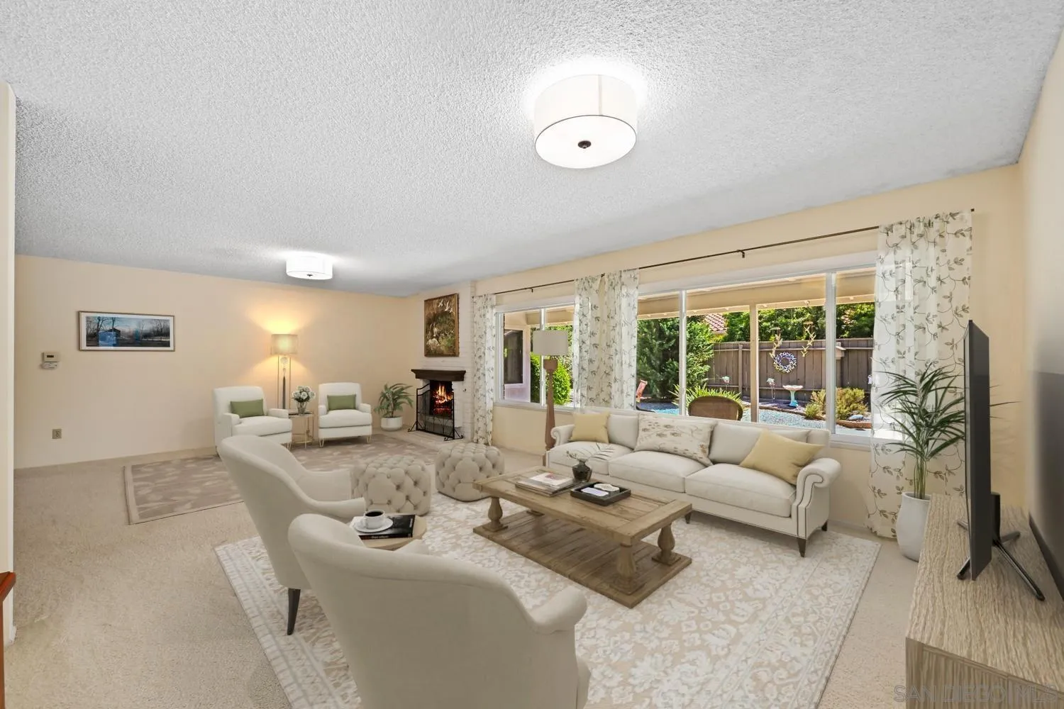 https://cdn.realtyfeed.com/cdn/127/260014302/c307f448a0b2acdd715f3bb4d715f4f9.webp