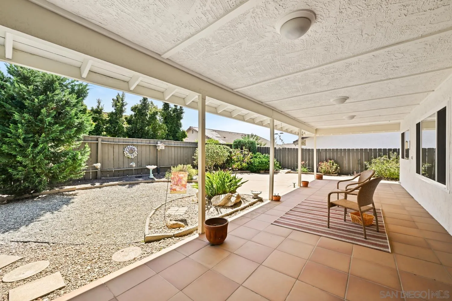 https://cdn.realtyfeed.com/cdn/127/260014302/d4d9341eb8f75aeb7387f02343923362.webp