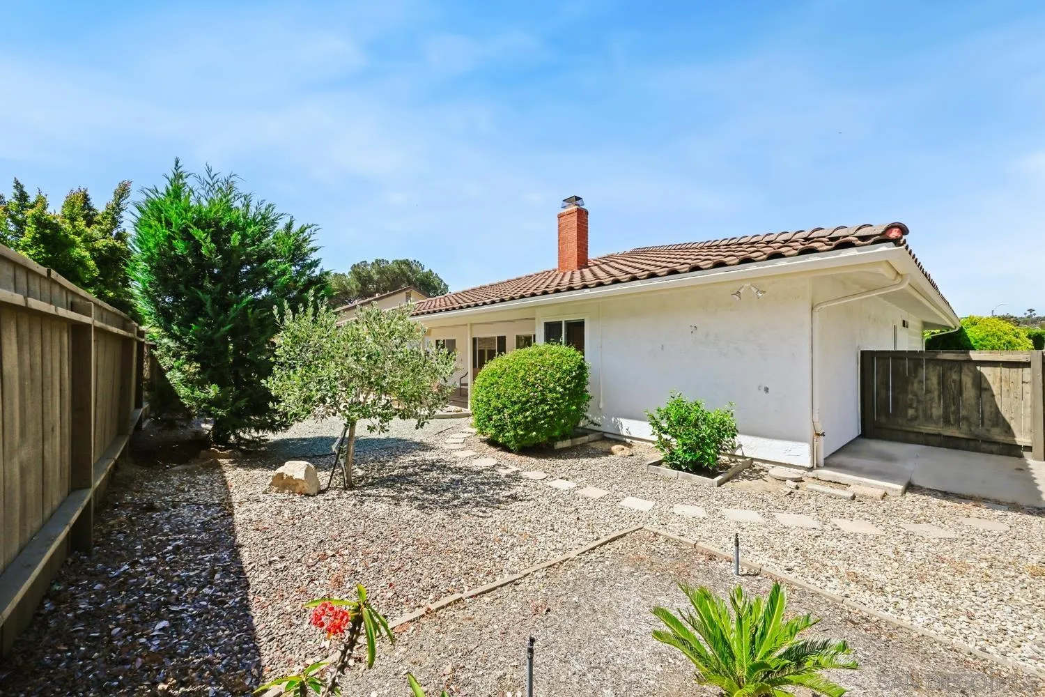 https://cdn.realtyfeed.com/cdn/127/260014302/d9ea08f8221e687d5e1767cfc7962757.webp