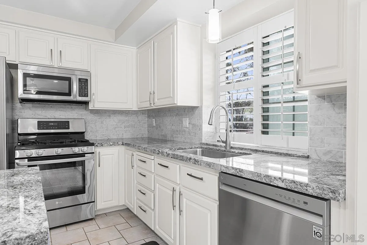 https://cdn.realtyfeed.com/cdn/127/260014303/103f10e691fab219db811f962050adac.webp