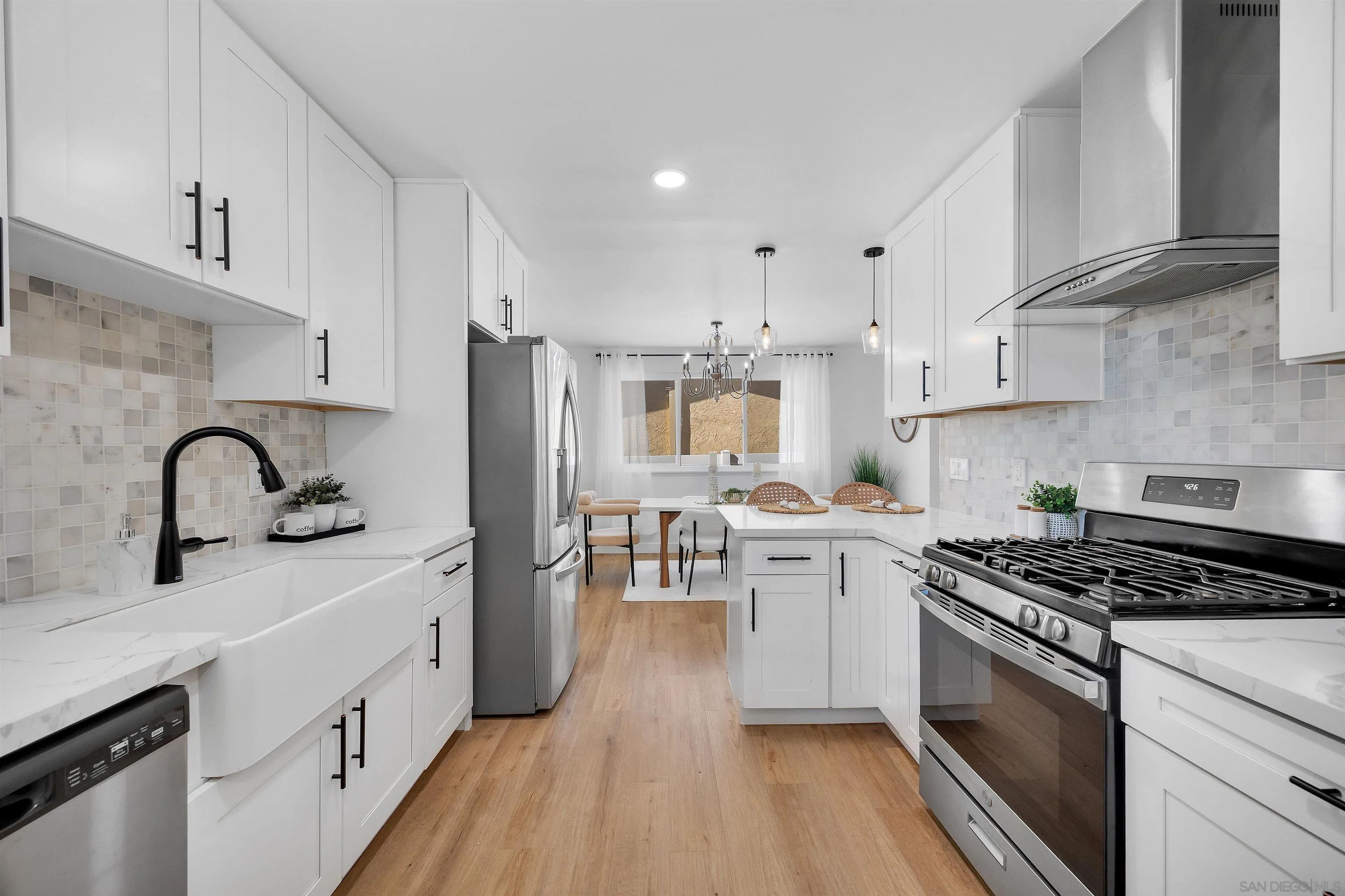 https://cdn.realtyfeed.com/cdn/127/260014304/25d87ddc5d1be52d9ad033ecb3bf1343.webp