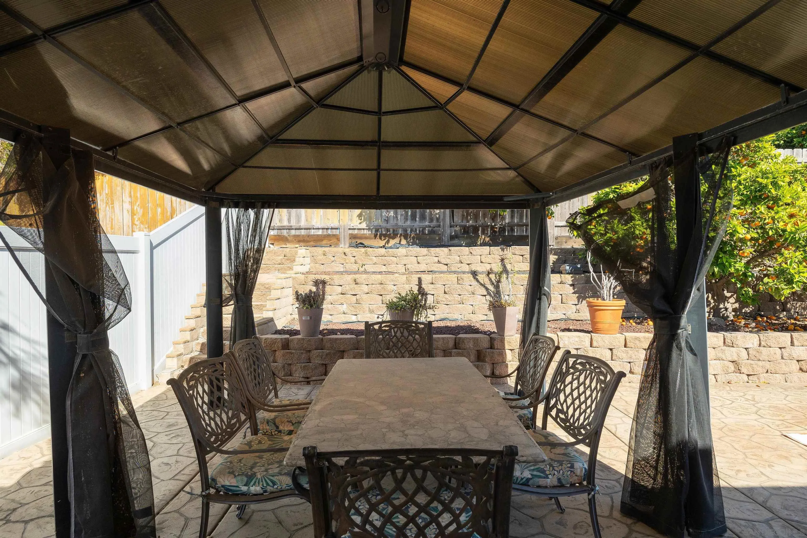 https://cdn.realtyfeed.com/cdn/127/260014304/b0203df0925a2deab2538b49364596bd.webp