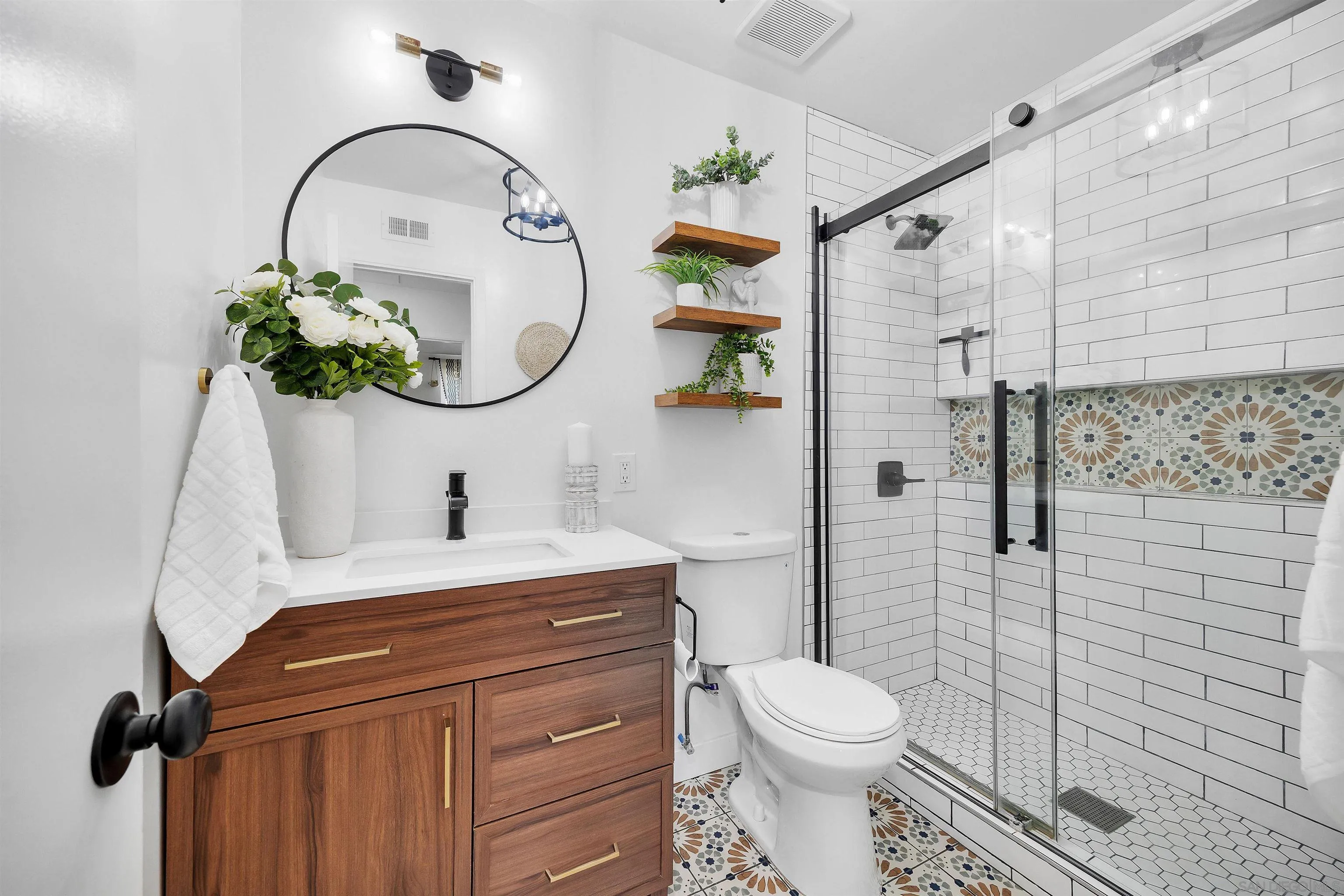 https://cdn.realtyfeed.com/cdn/127/260014304/b93ca3dff40c878938b317ff8a7e9f8c.webp