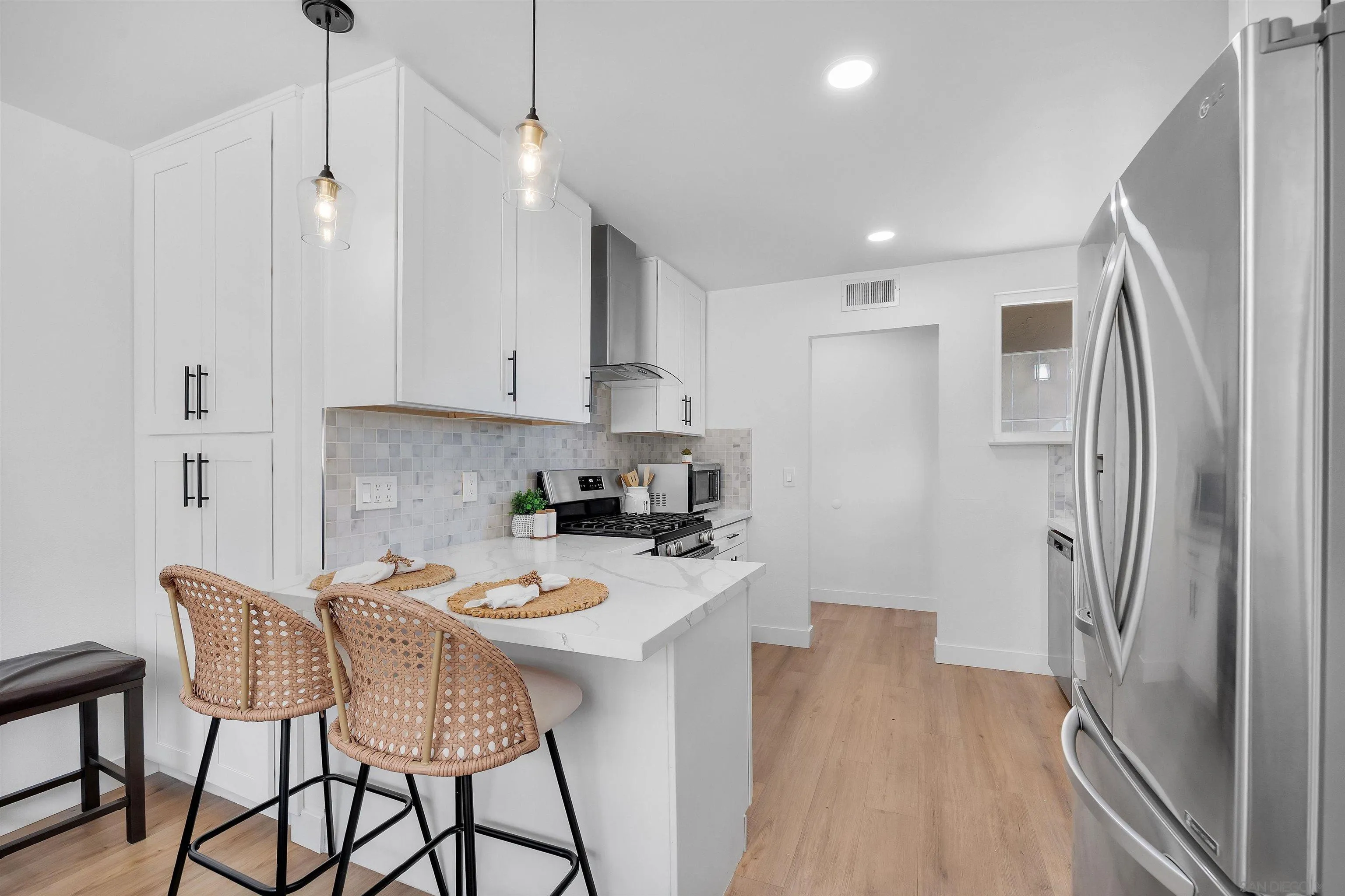 https://cdn.realtyfeed.com/cdn/127/260014304/f288dbd2f8d8d795c9c2cf3e9671282a.webp