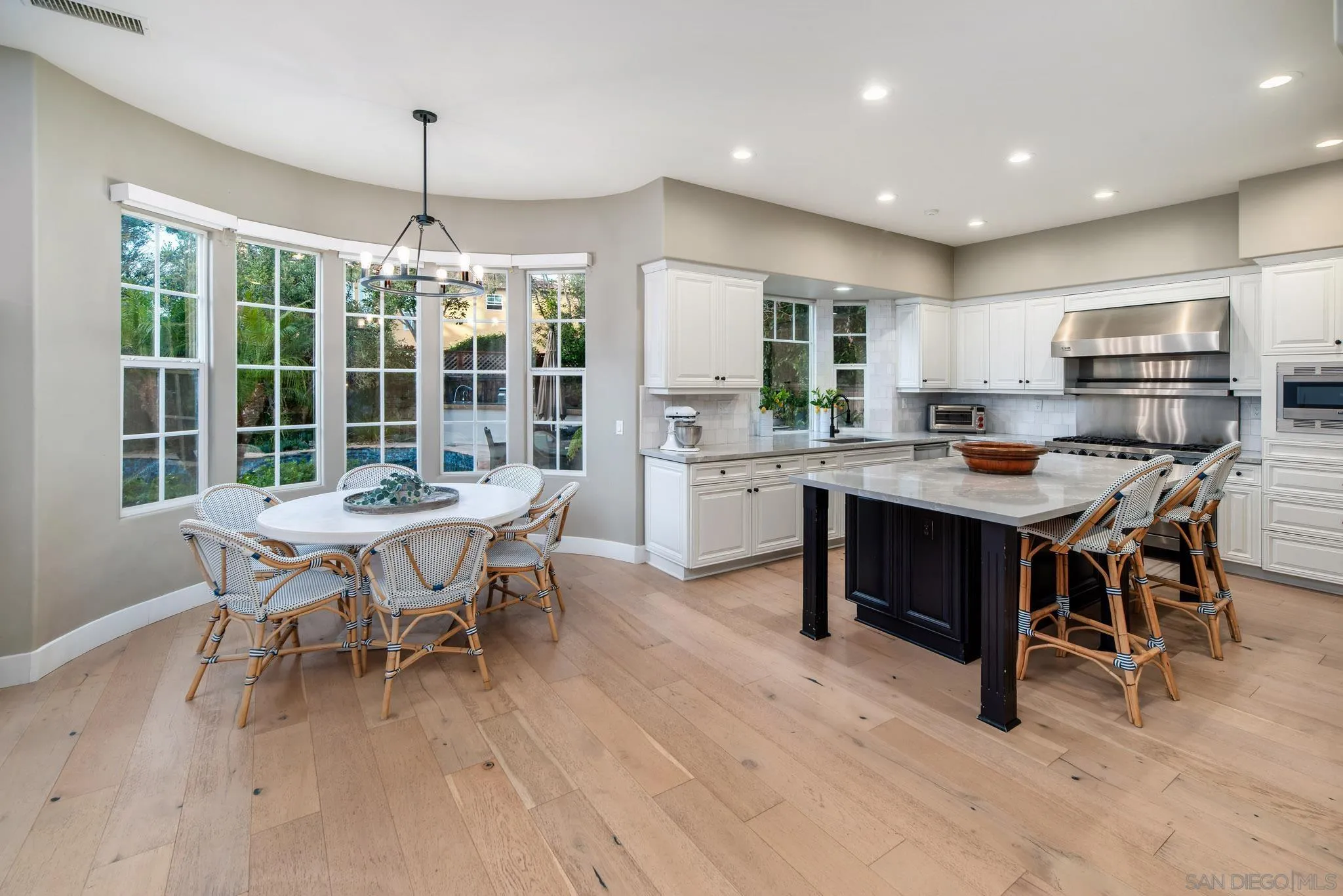 https://cdn.realtyfeed.com/cdn/127/260014305/18777b65295aafcf480af2ca9ac1ced6.webp