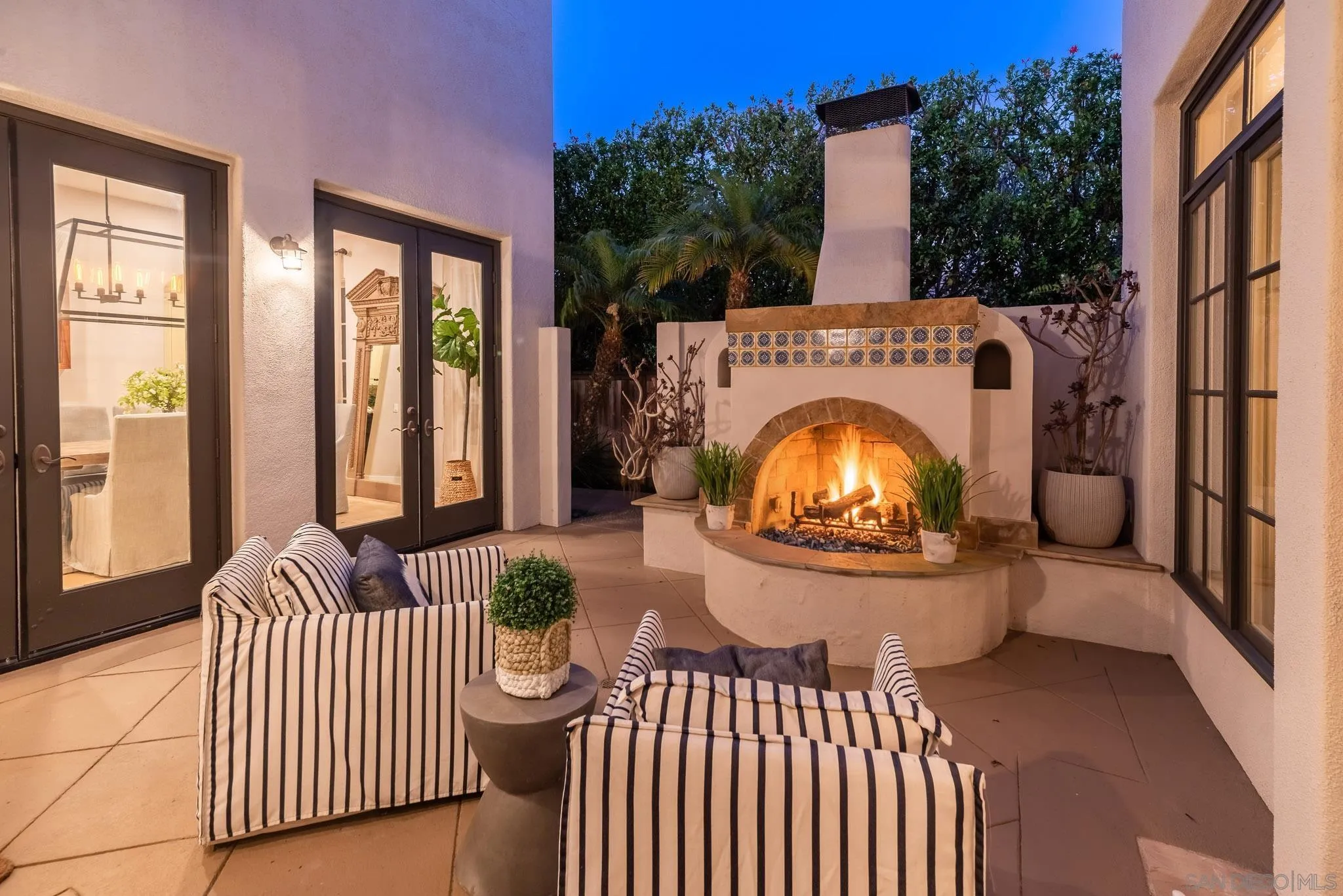 https://cdn.realtyfeed.com/cdn/127/260014305/20fd3ffeba0368c6576f284db785c297.webp
