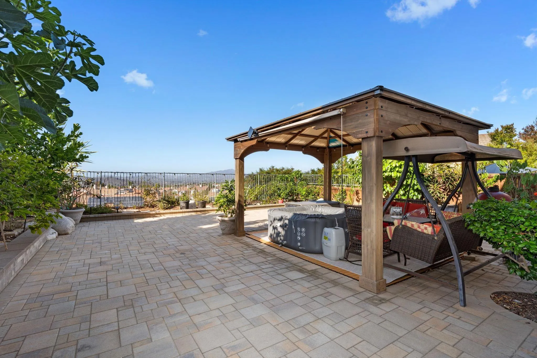 https://cdn.realtyfeed.com/cdn/127/260014308/8fe824d25592d173ac29eeb20b022b8e.webp