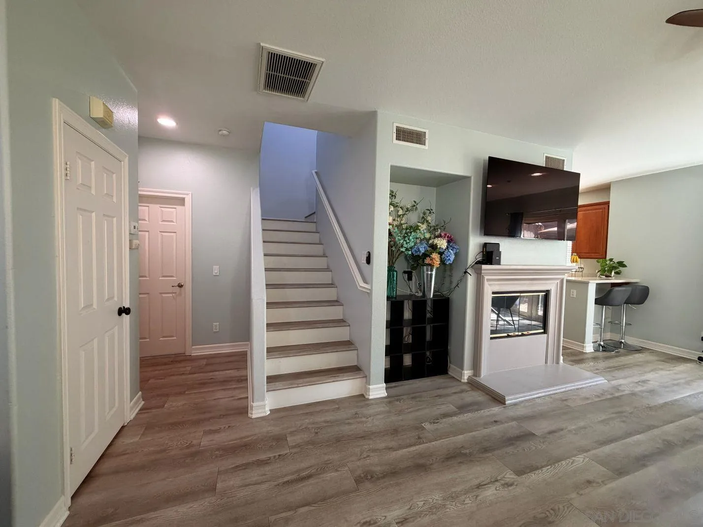 https://cdn.realtyfeed.com/cdn/127/260014310/588cc47ccf510e665b81423b4685c865.webp