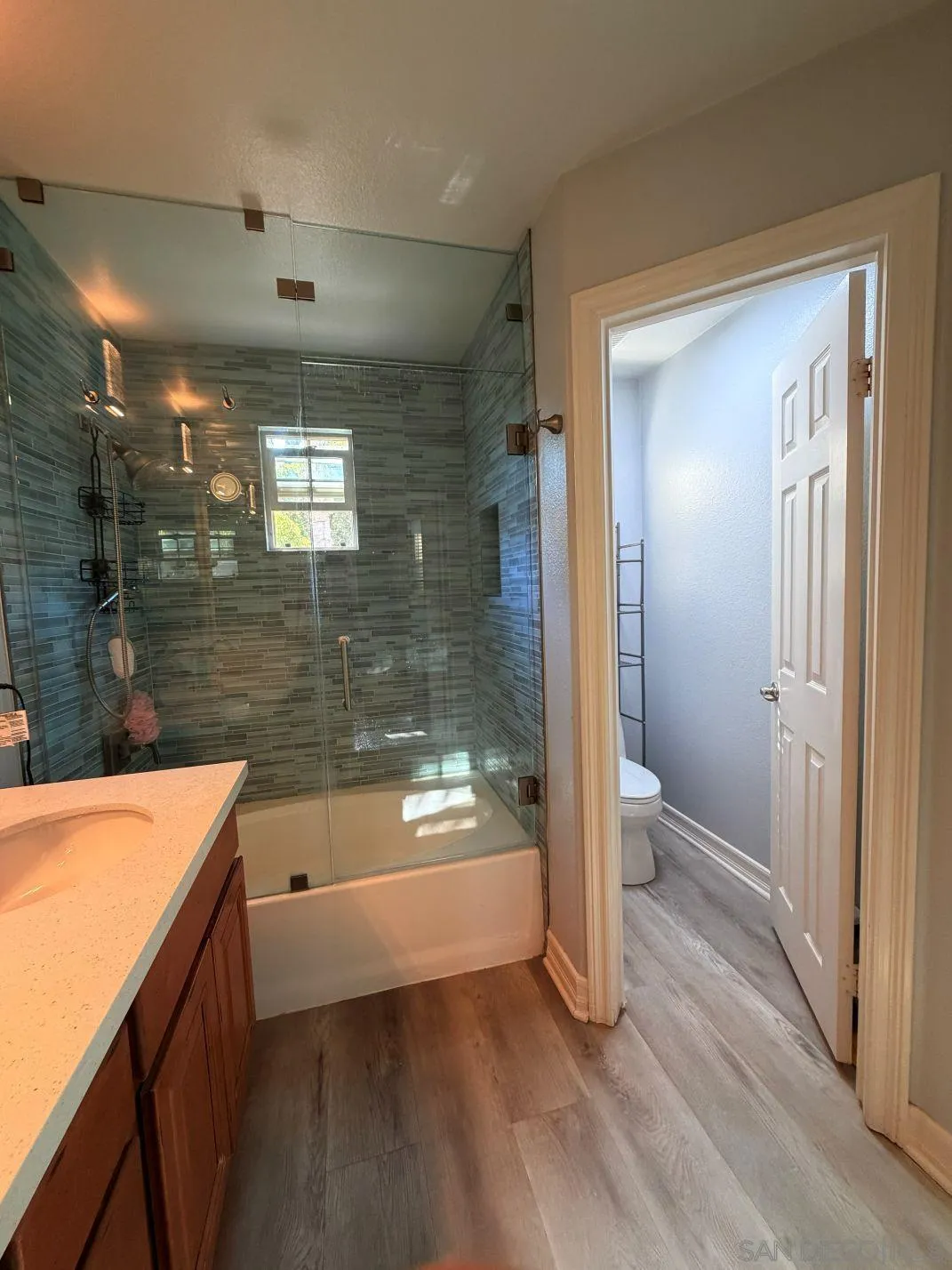 https://cdn.realtyfeed.com/cdn/127/260014310/9b7ab42b12e69826256db3fd655e2f4c.webp