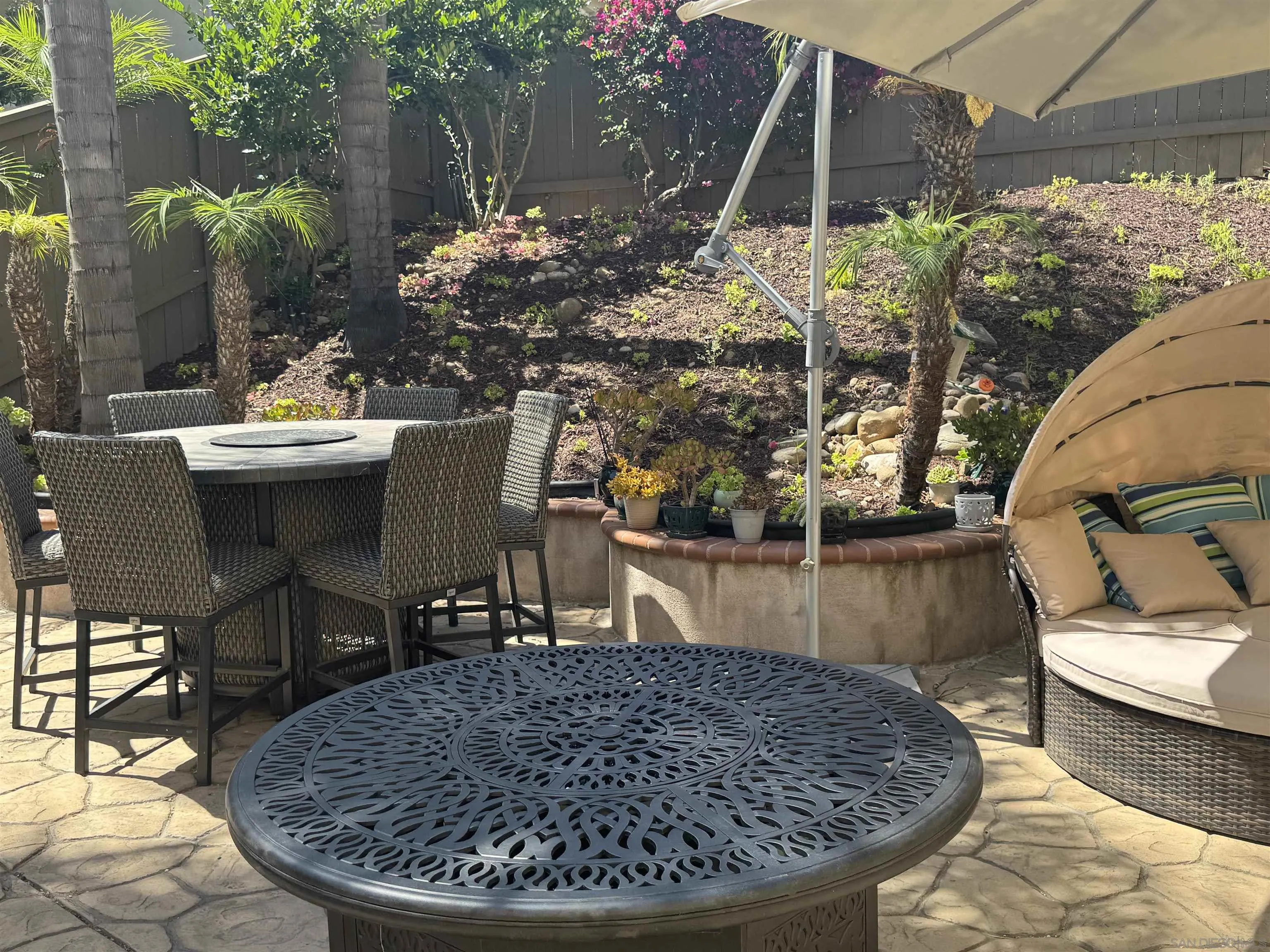 https://cdn.realtyfeed.com/cdn/127/260014310/fb0b46b01f369da4be00650cce81a0e5.webp