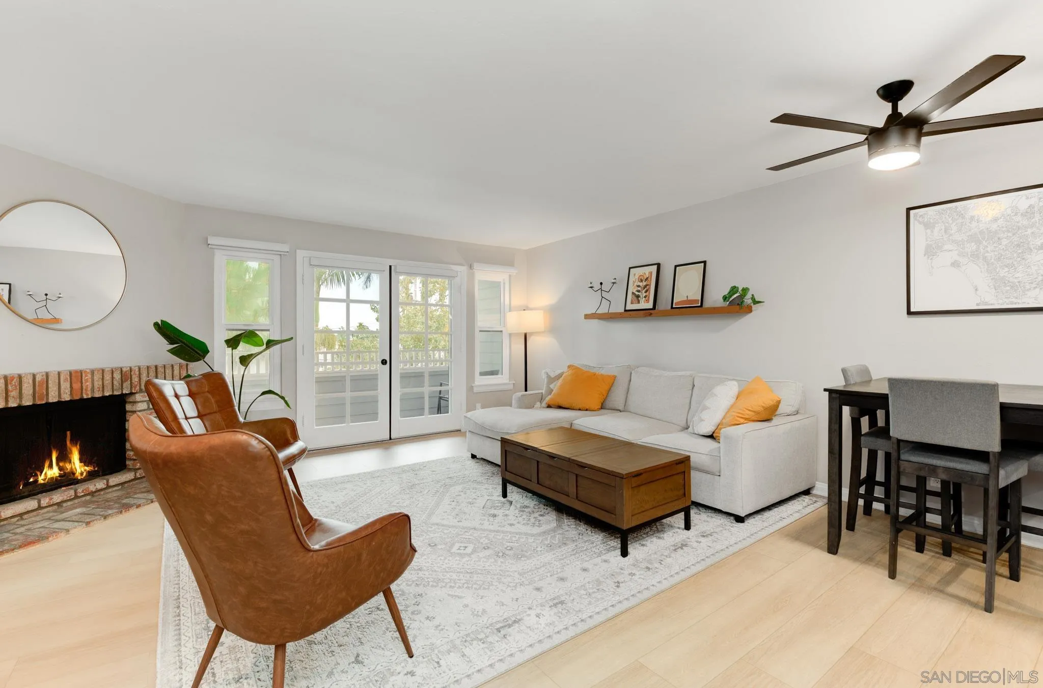 https://cdn.realtyfeed.com/cdn/127/260014313/8cef03e15539c48385d9e8b9e7ed6f29.webp
