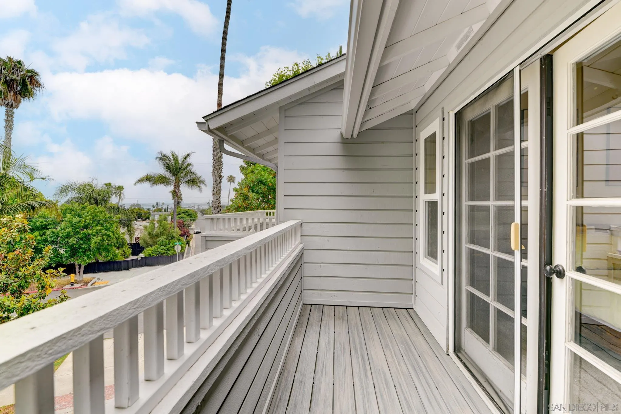 https://cdn.realtyfeed.com/cdn/127/260014313/8df1318053ad39df3515024e8b69c582.webp