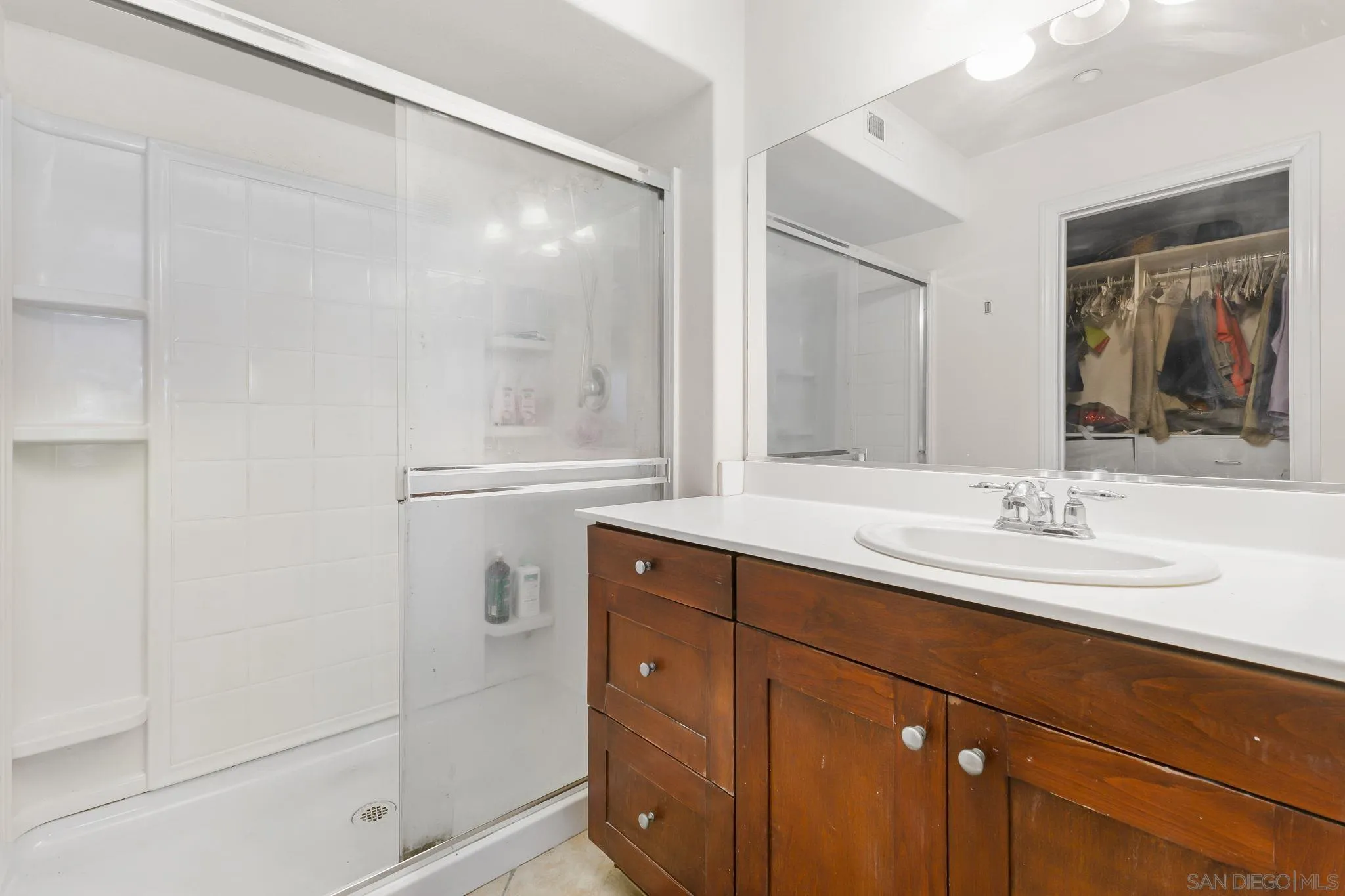 https://cdn.realtyfeed.com/cdn/127/260014315/4a7506c87de7dde0bc350561c9d07da6.webp