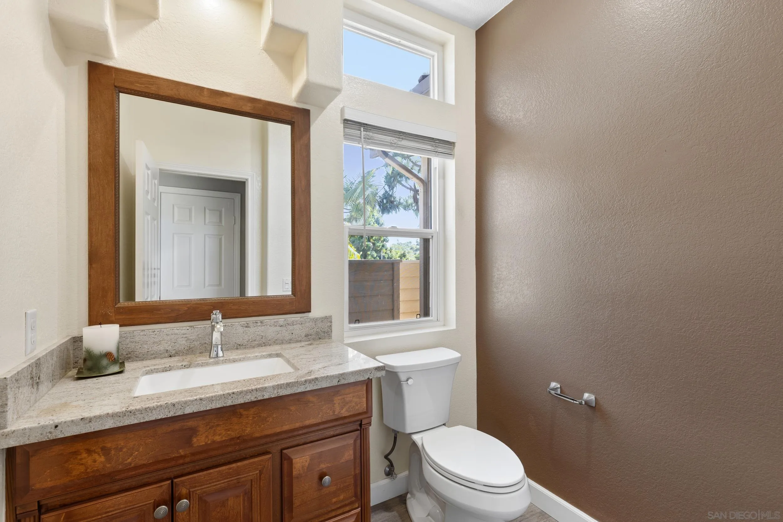 https://cdn.realtyfeed.com/cdn/127/260014316/22a536f2a4ebf7f99638be88b1fd747f.webp