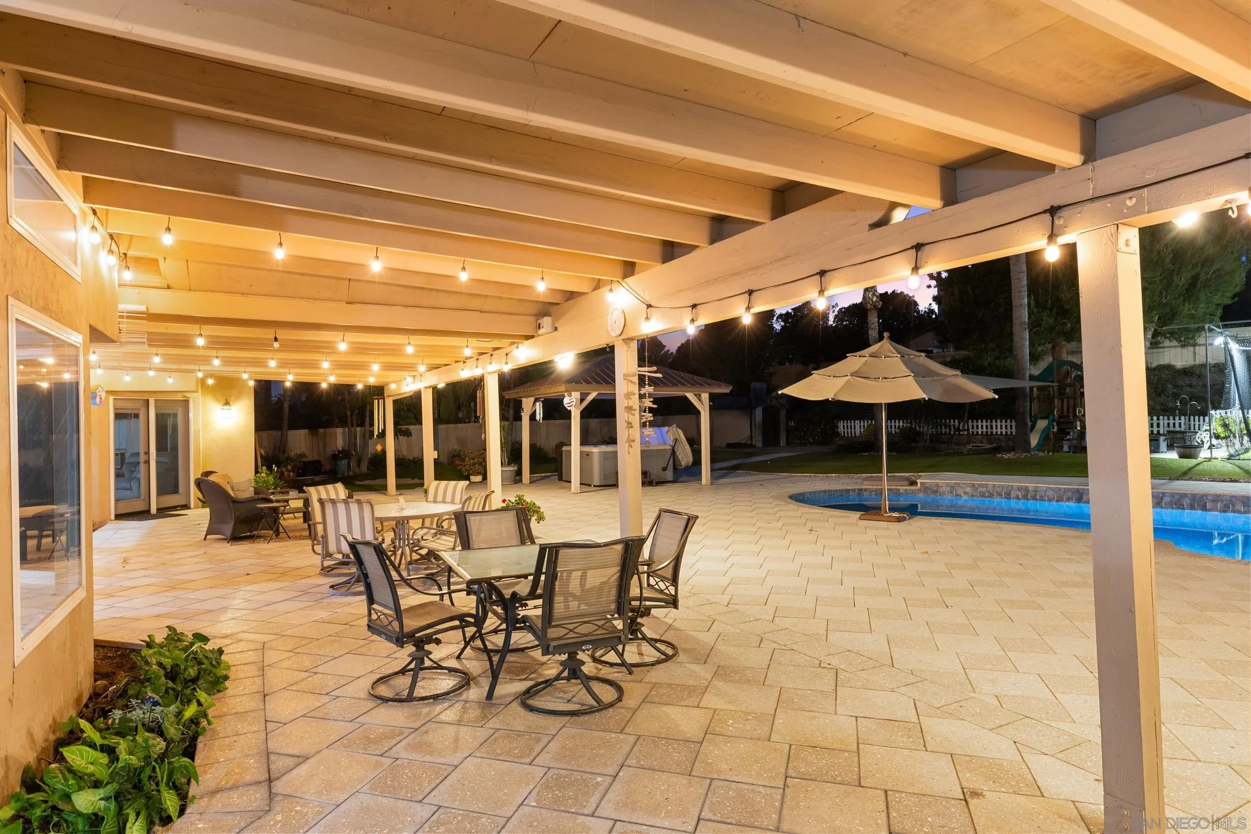 https://cdn.realtyfeed.com/cdn/127/260014316/3325d1043f5782e88adf6b6607218377.webp