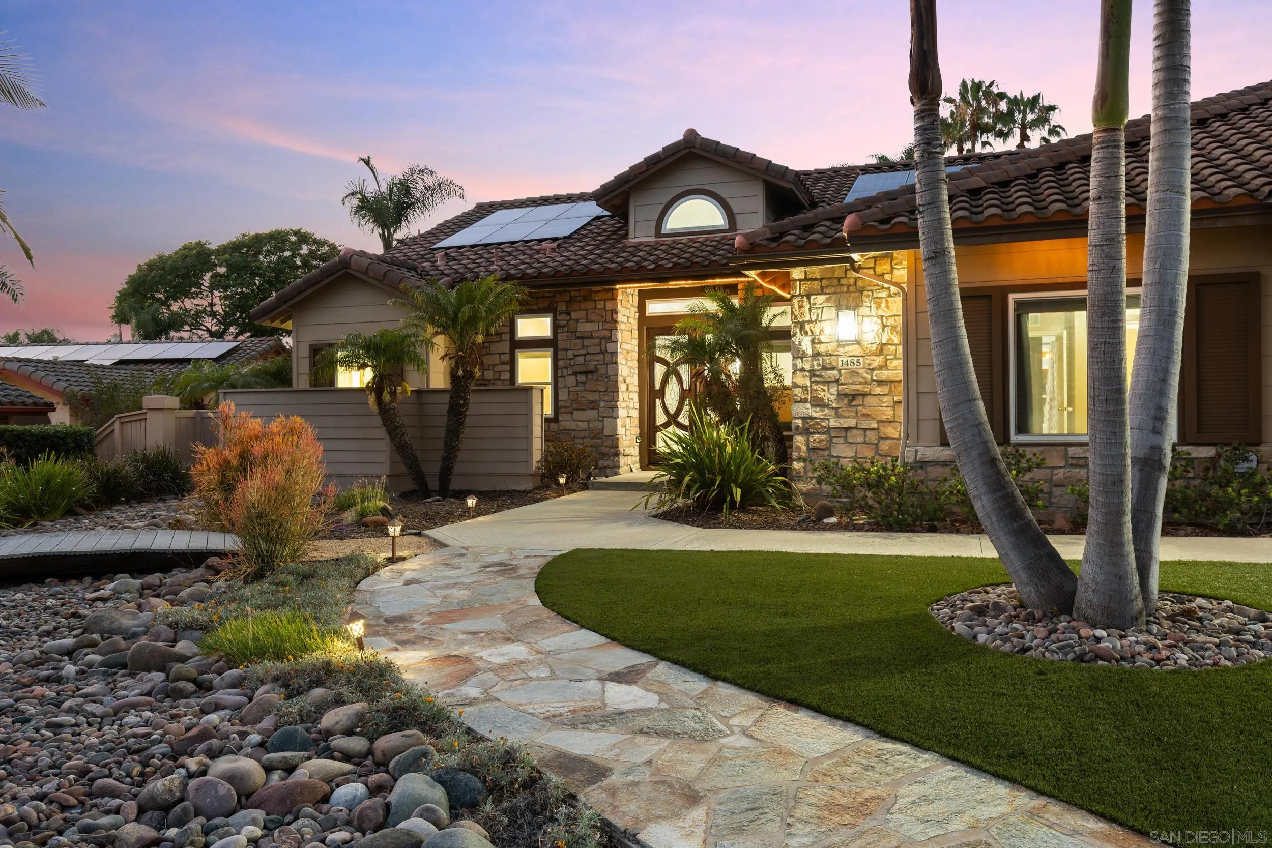 https://cdn.realtyfeed.com/cdn/127/260014316/41881ce4e5afff403c82c717d39730d6.webp