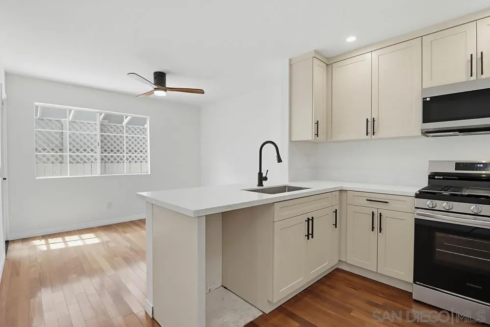 Photo #21: 260014317 Listing: Photo #21