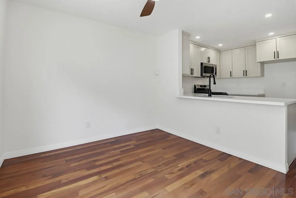 Photo #23: 260014317 Listing: Photo #23