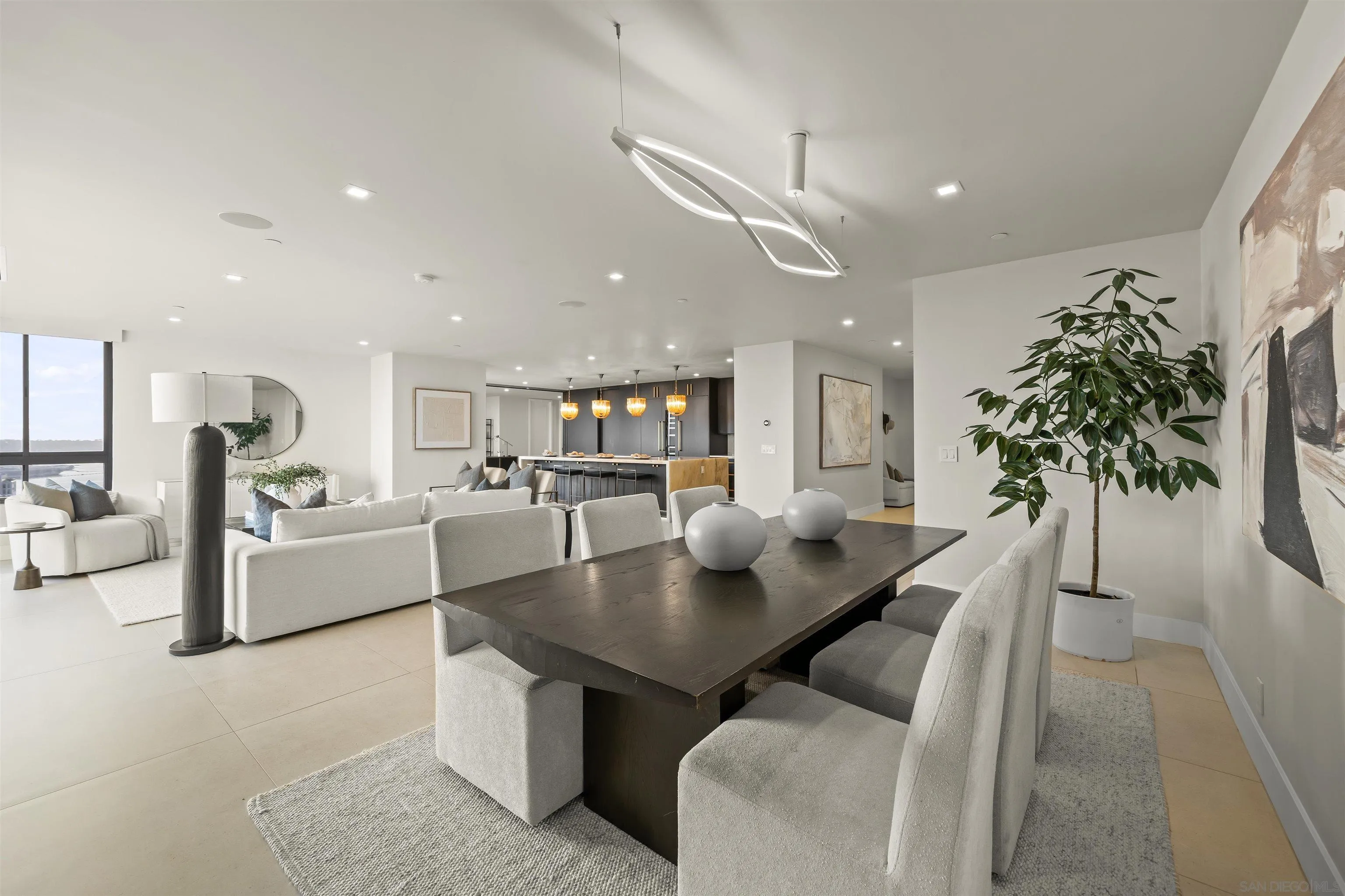 https://cdn.realtyfeed.com/cdn/127/260014324/dd4f68da97f5f14ea1c3d78859323718.webp