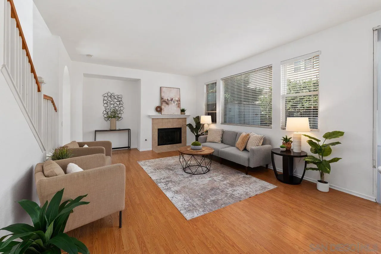 https://cdn.realtyfeed.com/cdn/127/260014325/c467c804c7f8614f84f9863d9a934b70.webp