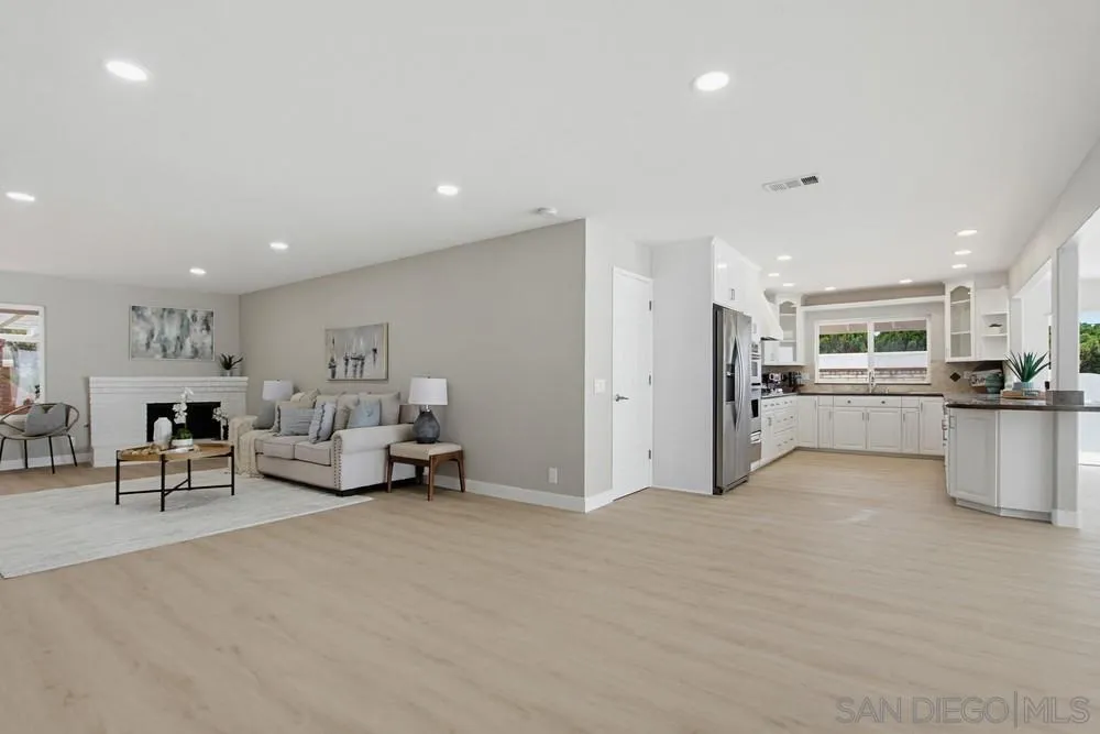 https://cdn.realtyfeed.com/cdn/127/260014327/1ce51230212ec4fd990416f22967c40c.webp