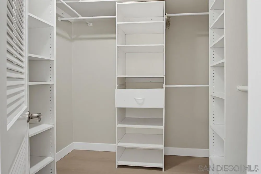 https://cdn.realtyfeed.com/cdn/127/260014327/32d3b58cc520394853dd5ef275a7ebed.webp