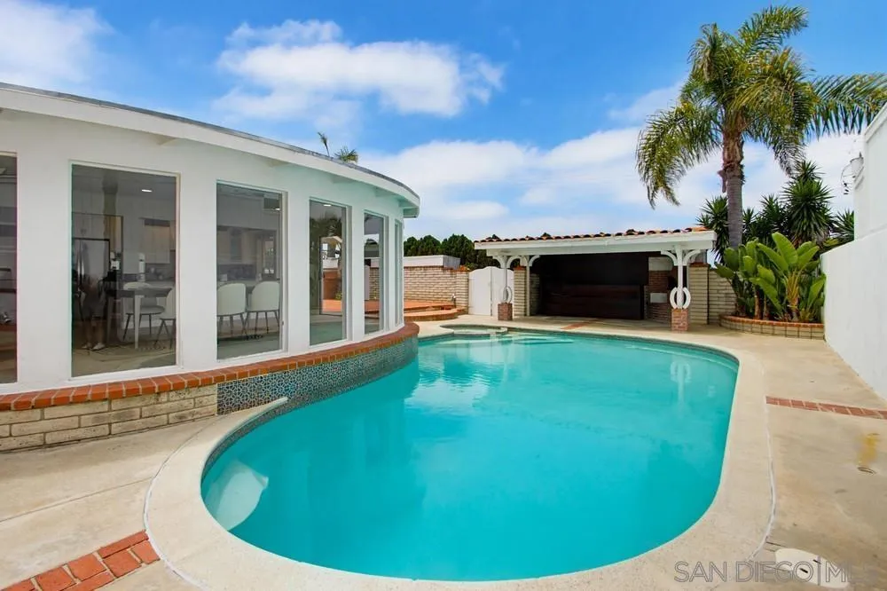 https://cdn.realtyfeed.com/cdn/127/260014327/468489917e4c5df461012d1c28ddc29e.webp
