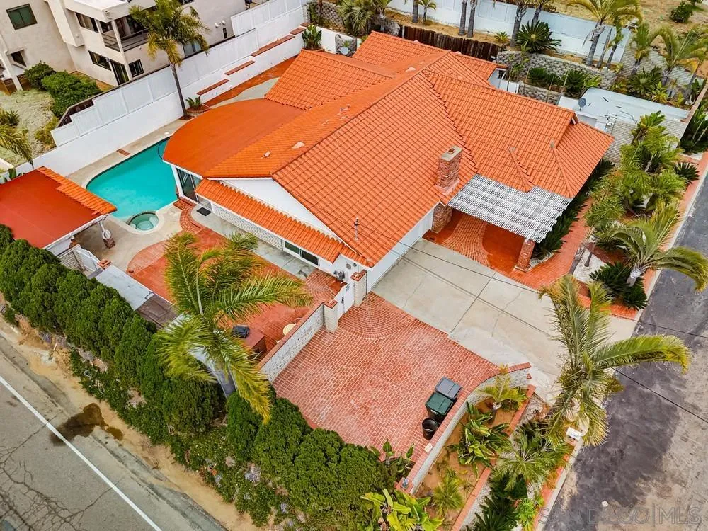https://cdn.realtyfeed.com/cdn/127/260014327/53300a011544471a2fa8e2887f705d30.webp