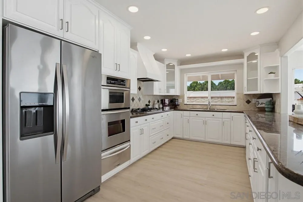 https://cdn.realtyfeed.com/cdn/127/260014327/57caf8df7a6ef06c257e73ff909c48bd.webp