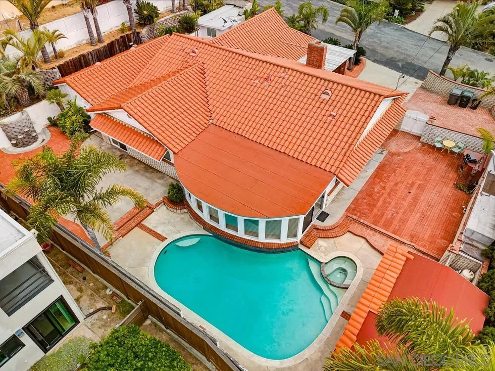 https://cdn.realtyfeed.com/cdn/127/260014327/774b89def4c0759c5f3089d13dc701fb.webp