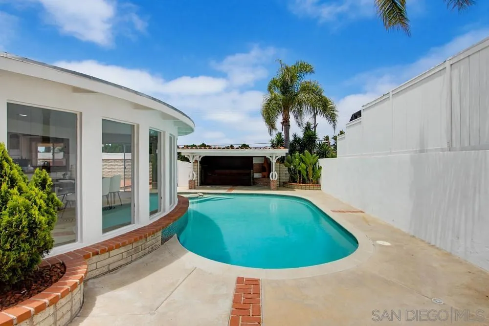 https://cdn.realtyfeed.com/cdn/127/260014327/794396b634e518625f891505940b0eb7.webp