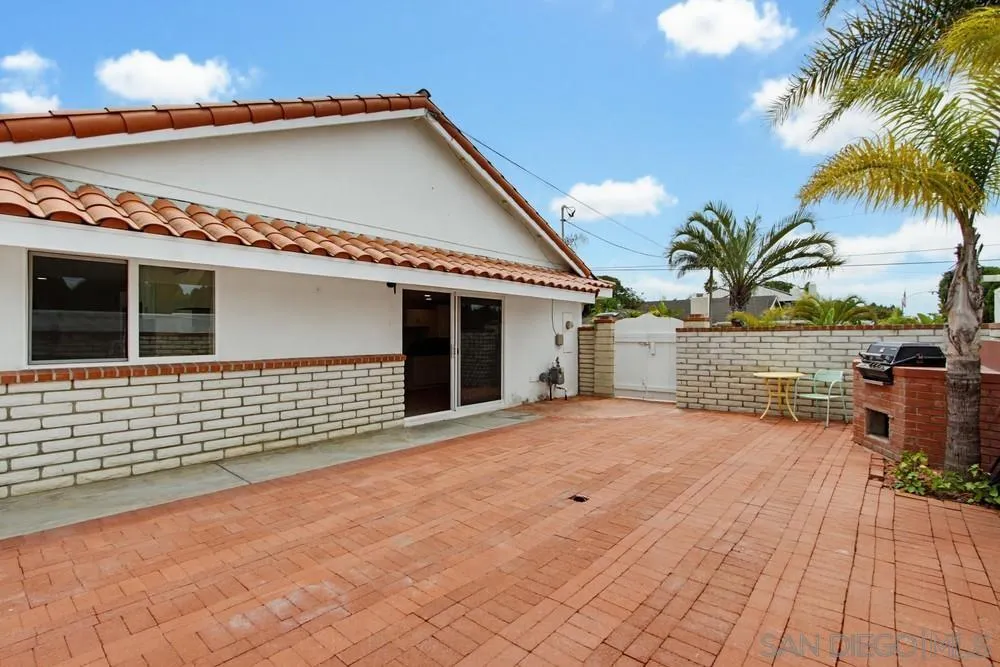 https://cdn.realtyfeed.com/cdn/127/260014327/885e623b347d4b13bdf5319f6b3ffd31.webp
