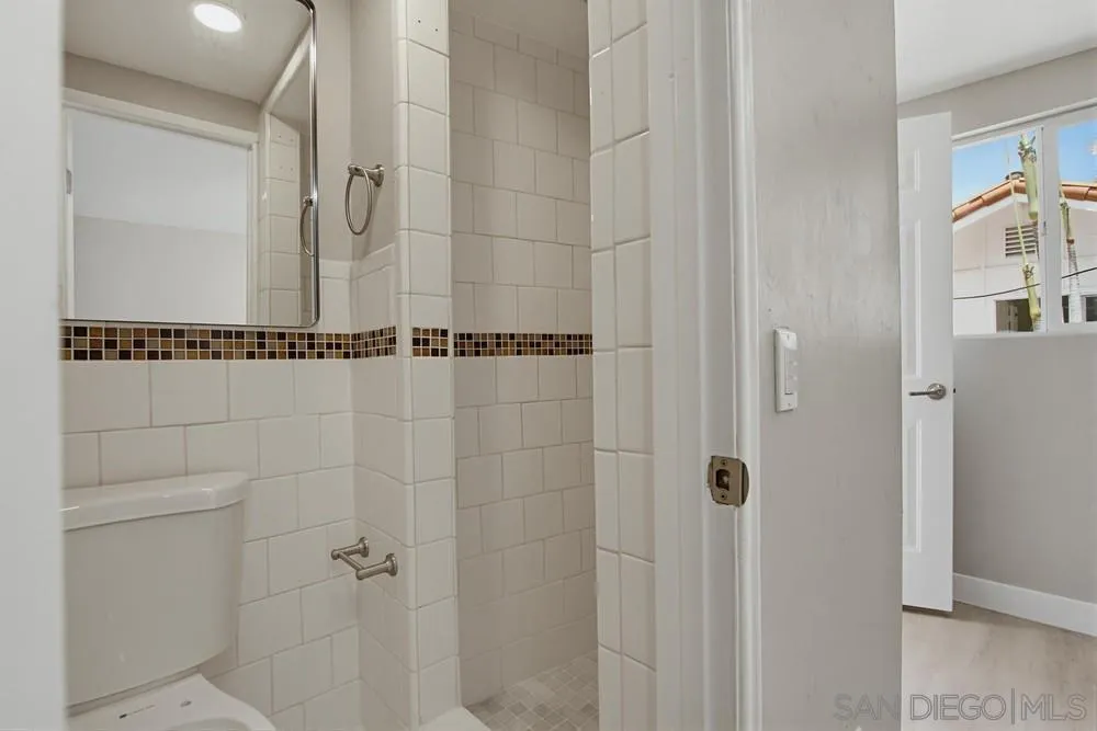 https://cdn.realtyfeed.com/cdn/127/260014327/9633e1870c4d88a69371c8a546d36625.webp