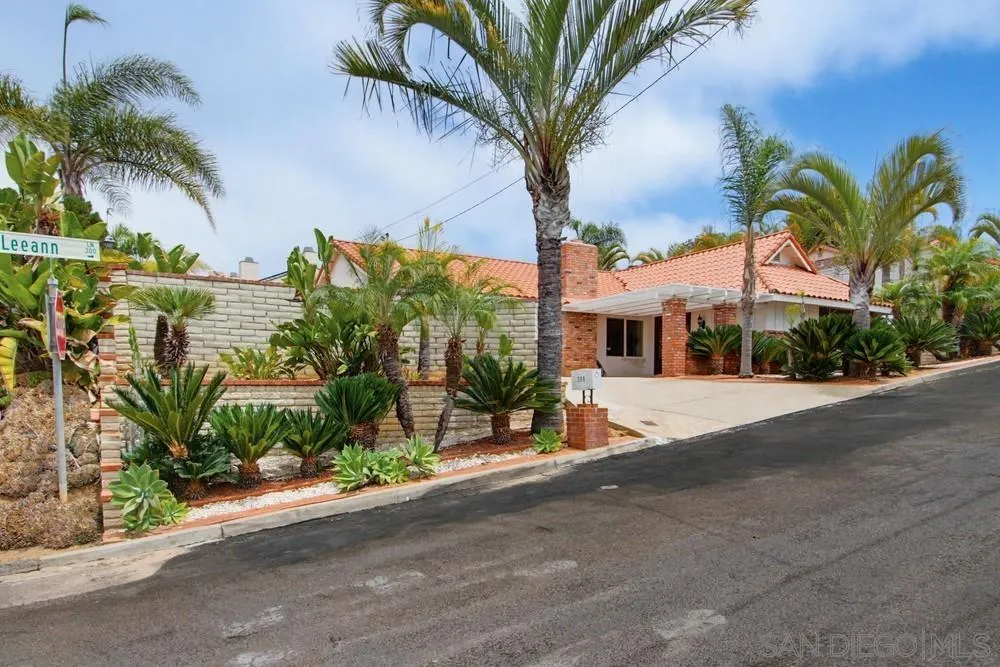 https://cdn.realtyfeed.com/cdn/127/260014327/9d85204e78afba6b3a743525f4e1f25d.webp