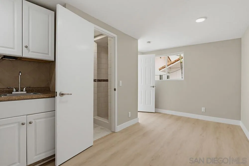 https://cdn.realtyfeed.com/cdn/127/260014327/aa6060dc143a5c419a155031b4182af2.webp