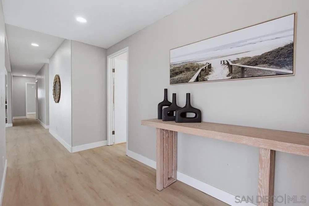 https://cdn.realtyfeed.com/cdn/127/260014327/aeb348743e2f5ab8d9d2d3728bdba009.webp