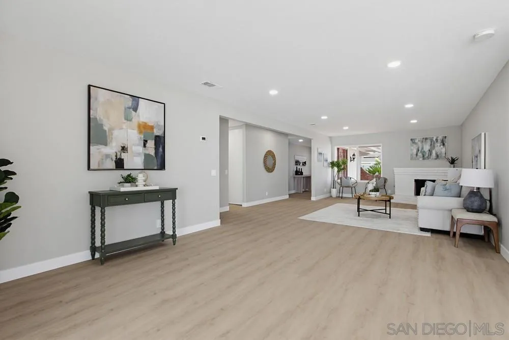 https://cdn.realtyfeed.com/cdn/127/260014327/c2337bf6f019657aa243f0b688fe09e5.webp