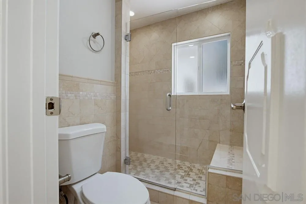 https://cdn.realtyfeed.com/cdn/127/260014327/df73d63ea31e5c1e85086049f2c3f392.webp