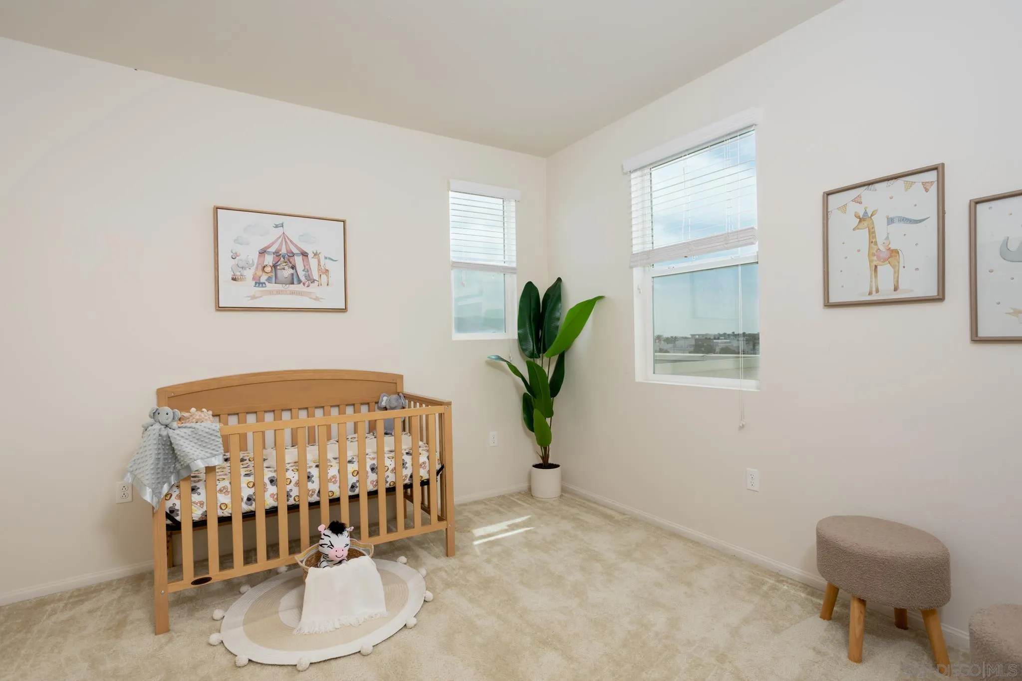 https://cdn.realtyfeed.com/cdn/127/260014330/adde5e6e3c9048d2948d2051b08404ec.webp