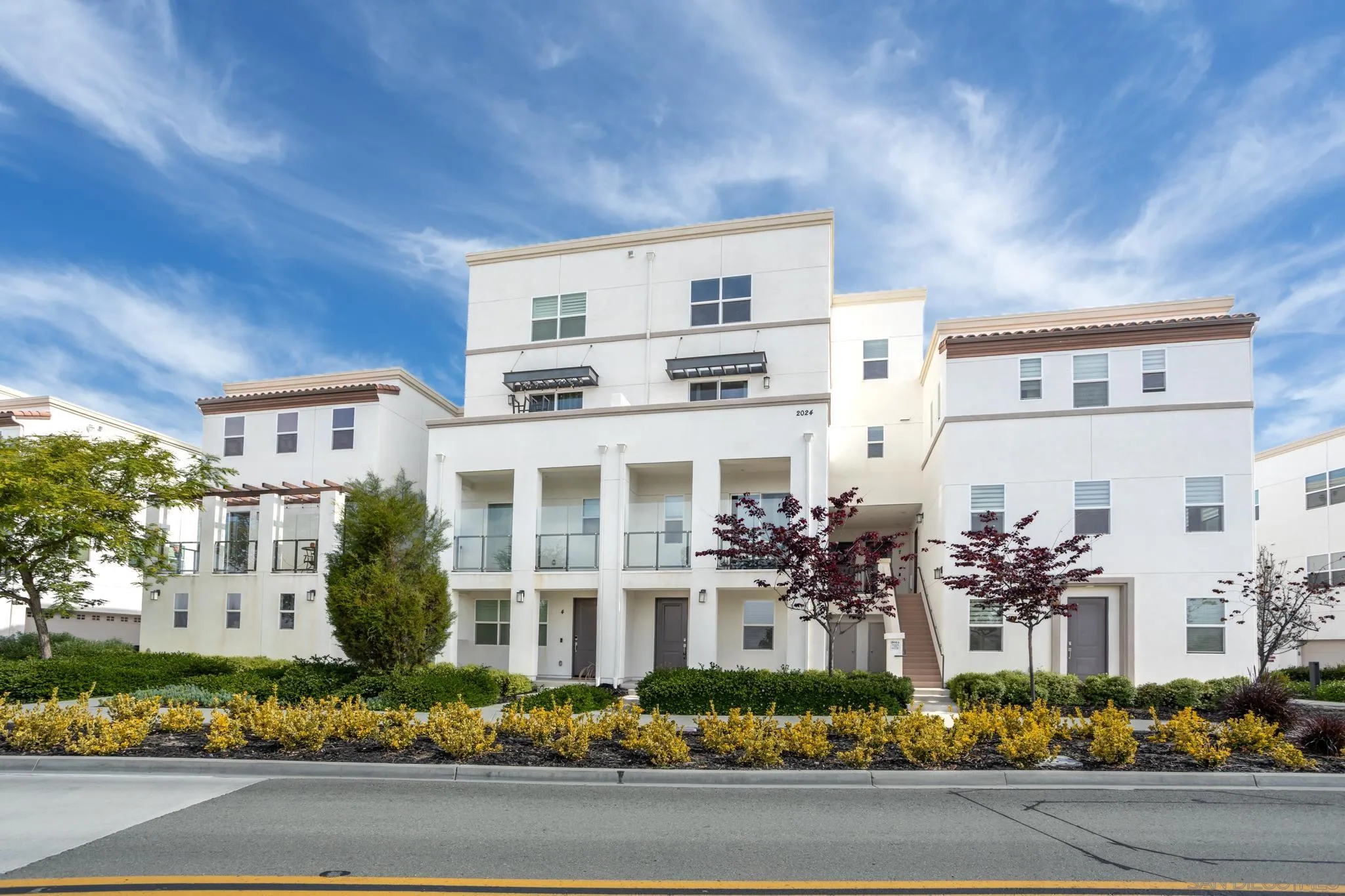 https://cdn.realtyfeed.com/cdn/127/260014330/dc8d9fc50f8021d9feb18e998cbef907.webp