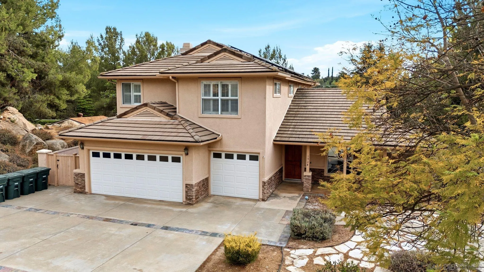 https://cdn.realtyfeed.com/cdn/127/260014331/1fb1bd2b060d923d7f300caa43e5f4c6.webp
