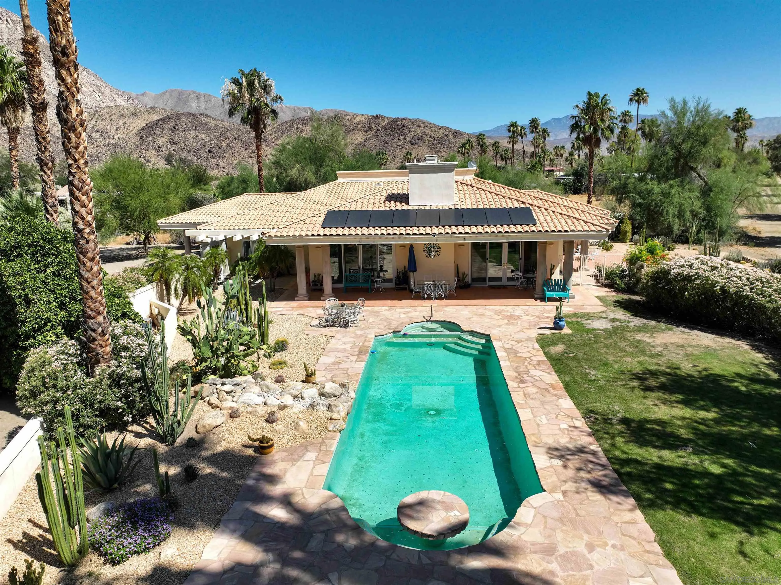 https://cdn.realtyfeed.com/cdn/127/260014332/1b97c77f347dd7b927e52537dc59c0a4.webp
