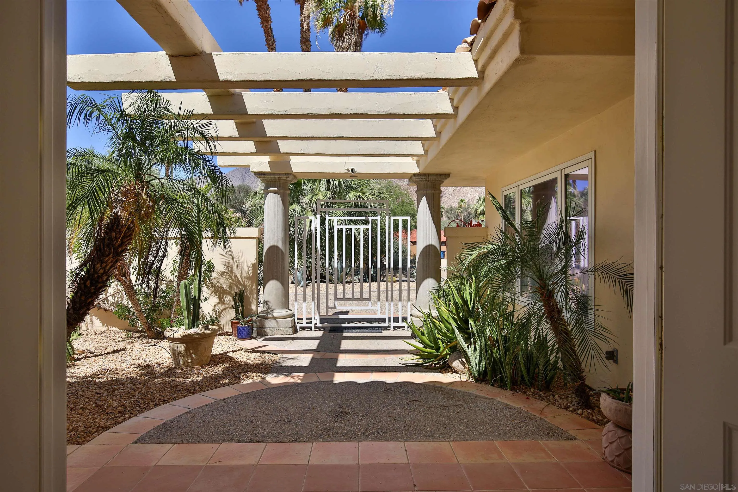 https://cdn.realtyfeed.com/cdn/127/260014332/1bb22ea14fa24b98e971e20b44fe569f.webp