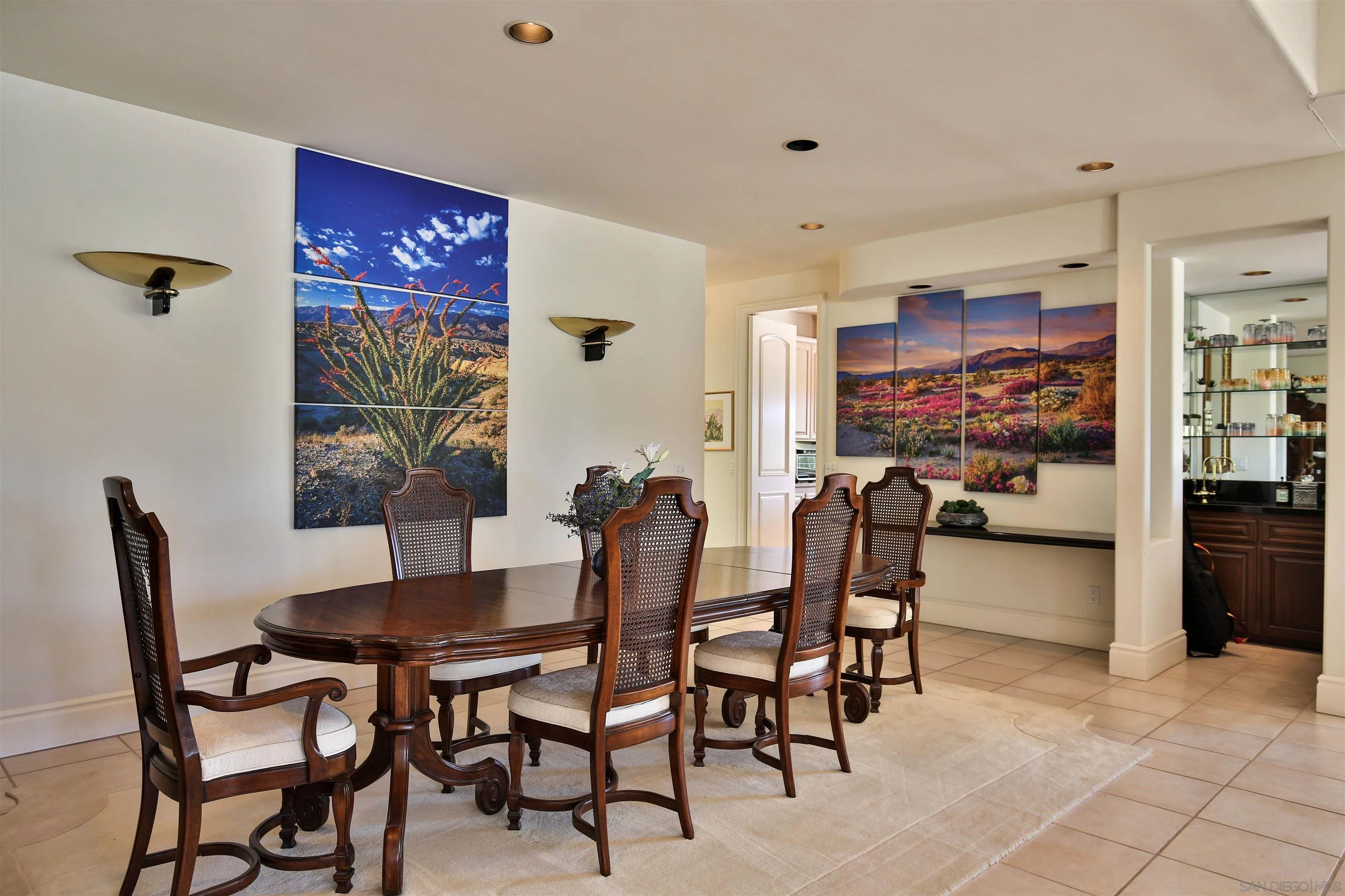 https://cdn.realtyfeed.com/cdn/127/260014332/42315674aadf0bb7e343983eaf137c7d.webp