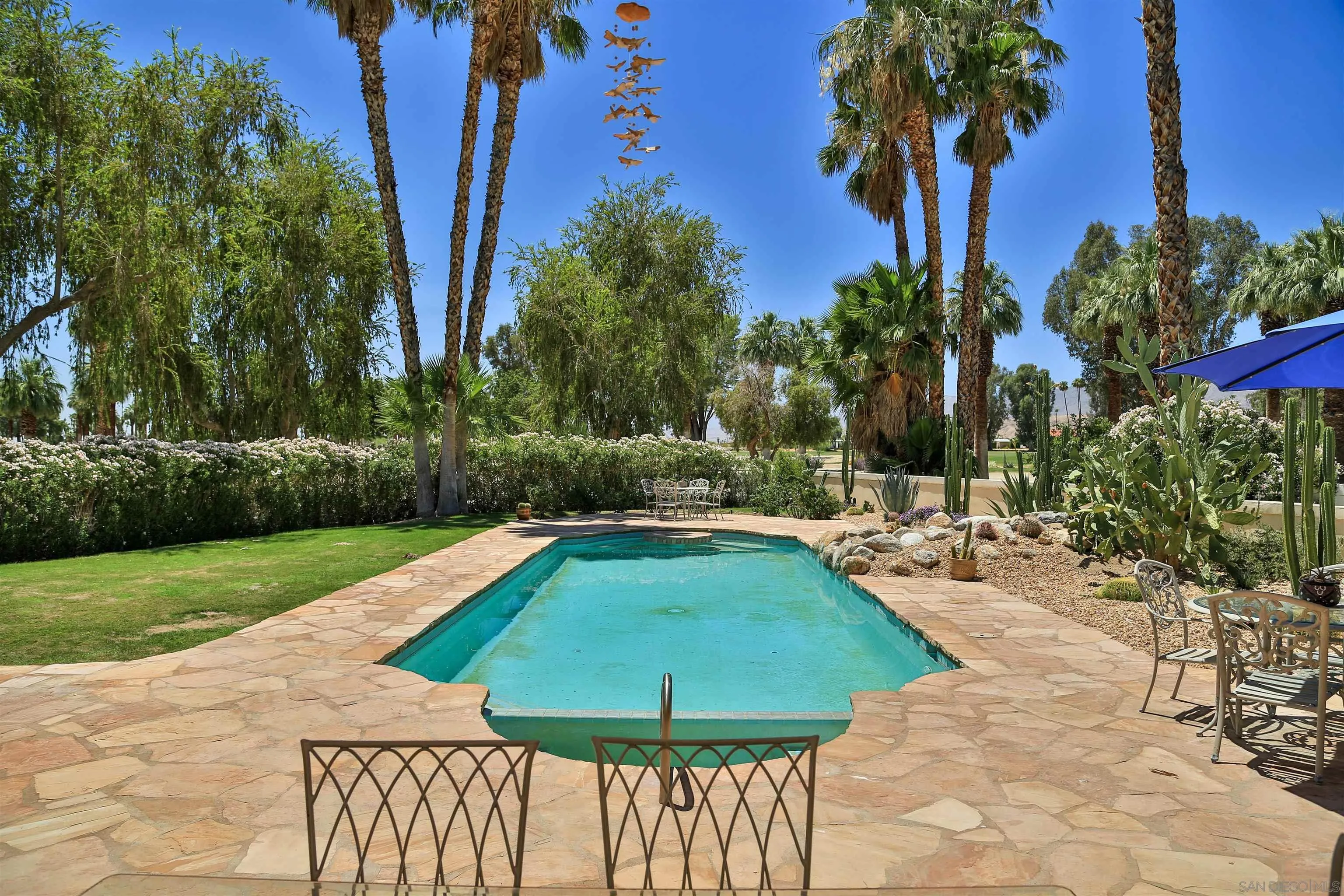 https://cdn.realtyfeed.com/cdn/127/260014332/570dcf2539ed71e8a1286b697454e695.webp