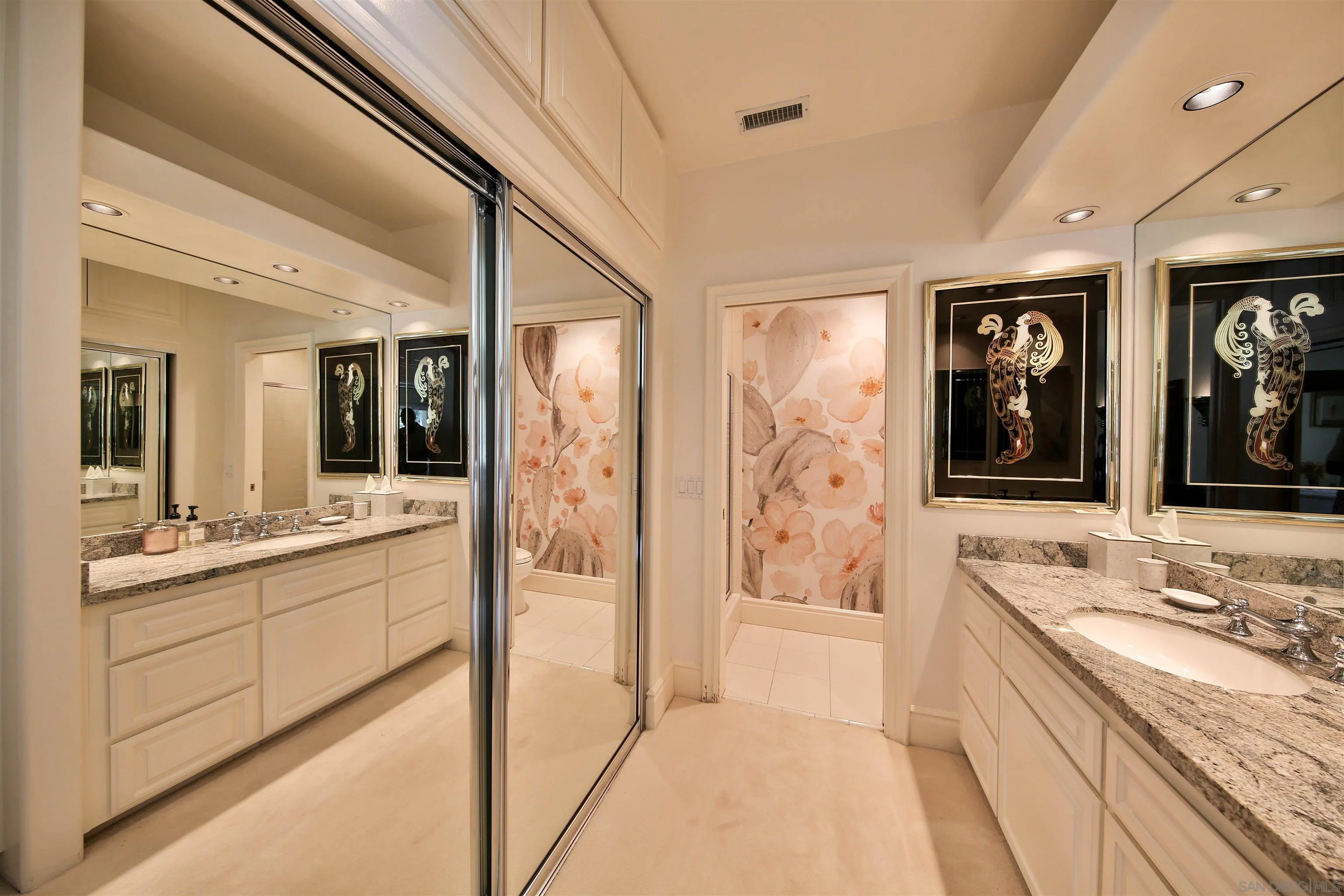 https://cdn.realtyfeed.com/cdn/127/260014332/8fc92c5e7642511e020ab661947fb79e.webp