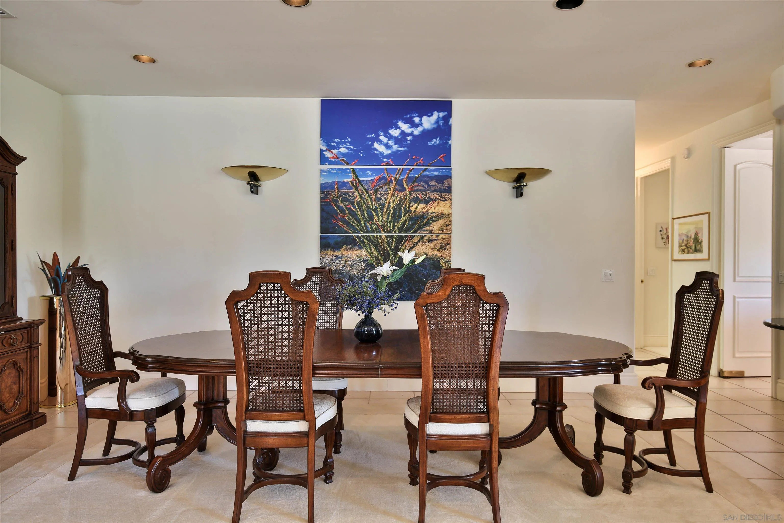 https://cdn.realtyfeed.com/cdn/127/260014332/dfe38f3dcd4b52d01b1d1f53da29e26d.webp