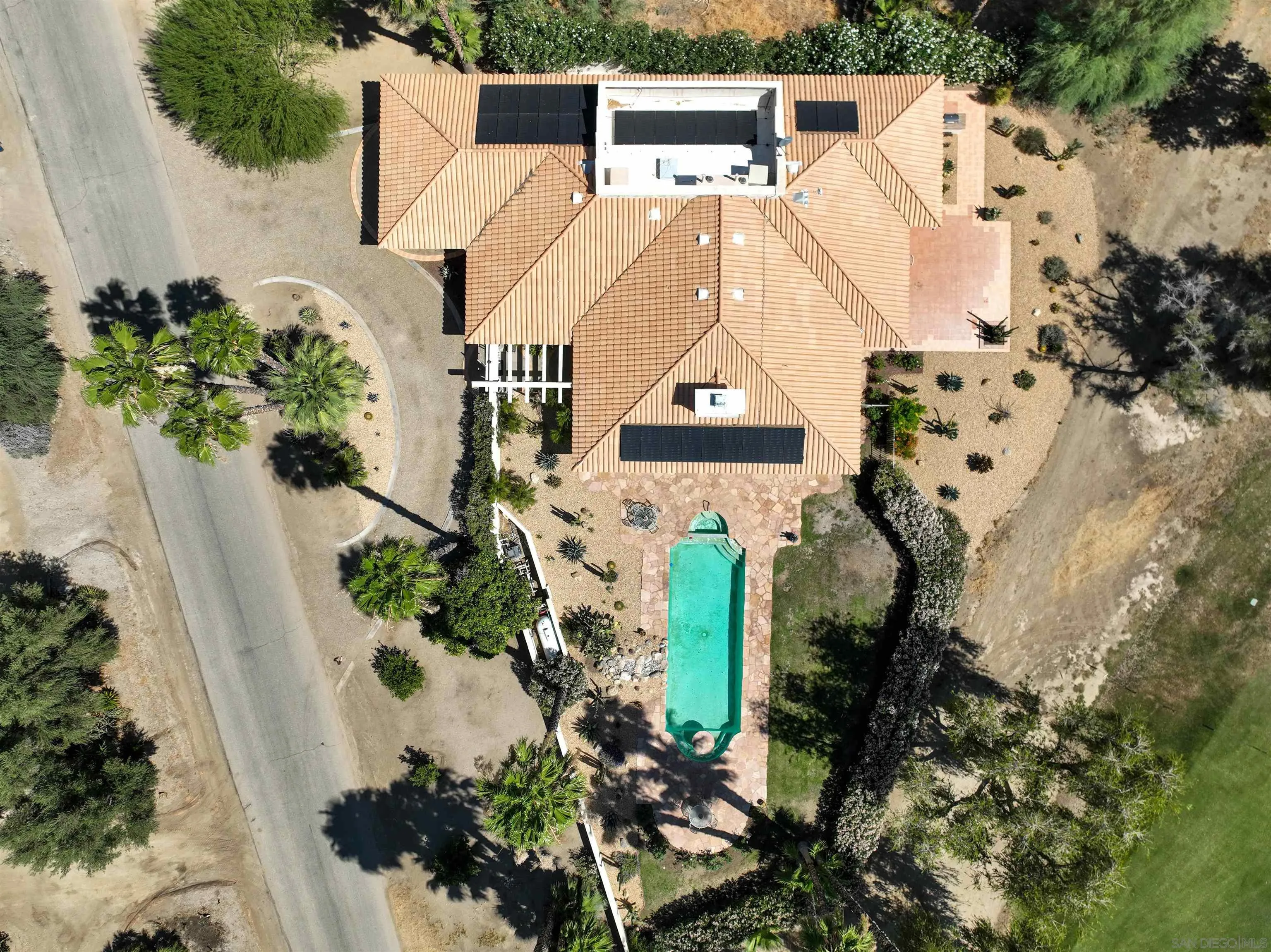 https://cdn.realtyfeed.com/cdn/127/260014332/e71eb40a09f9588b4089e9c2b25c2977.webp