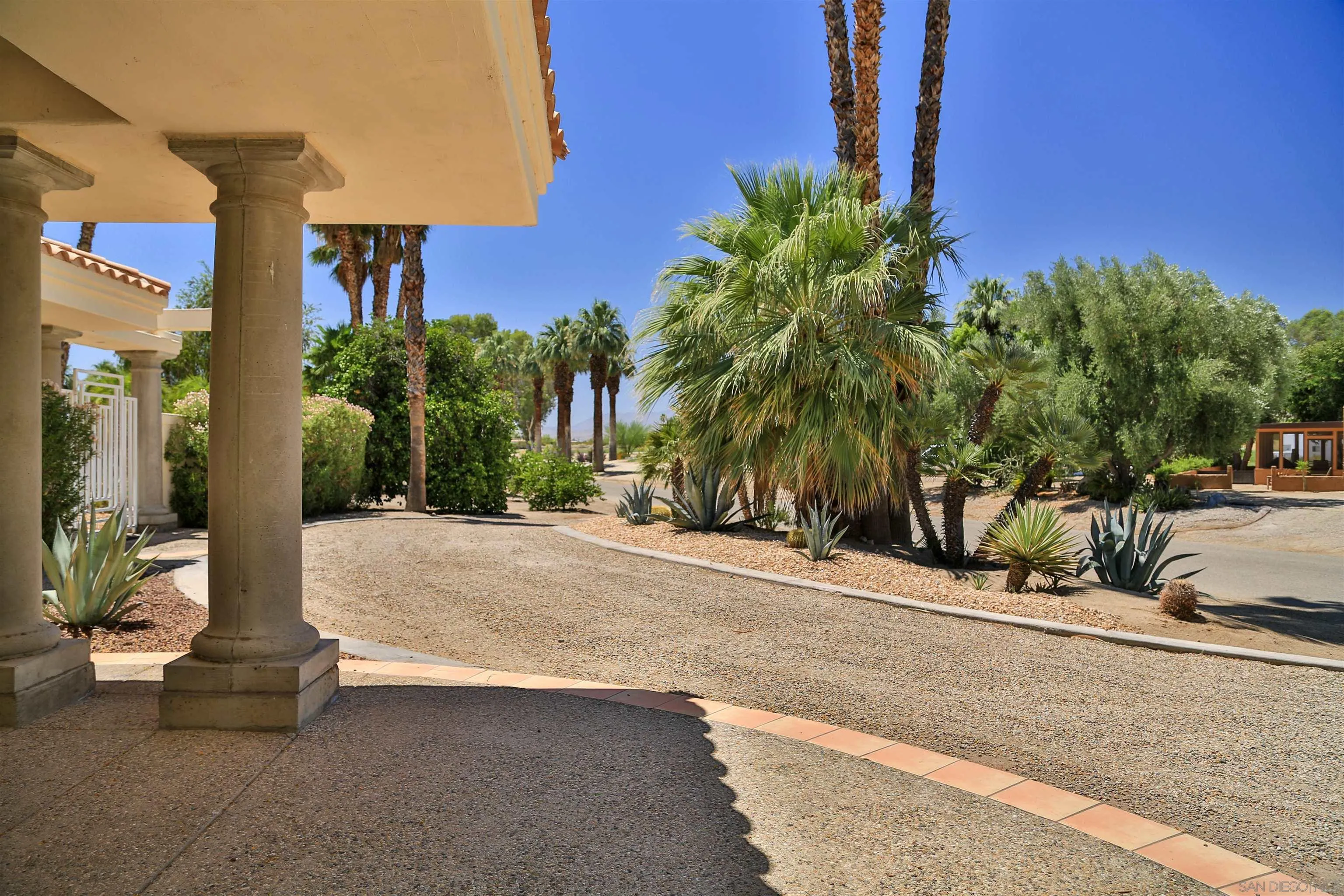 https://cdn.realtyfeed.com/cdn/127/260014332/ed2eb6ab8c5e68f5bbc0fdb27230227a.webp